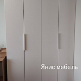 Шкаф